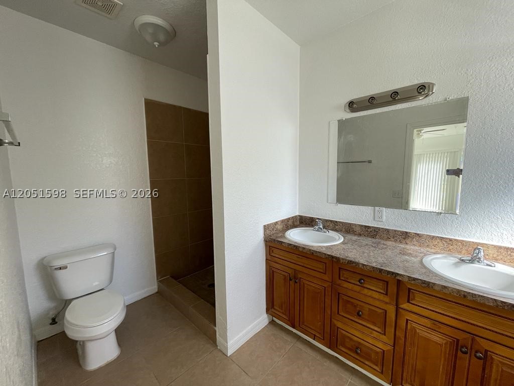 WASHINGTON PARK 5TH ADD - Residential Lease