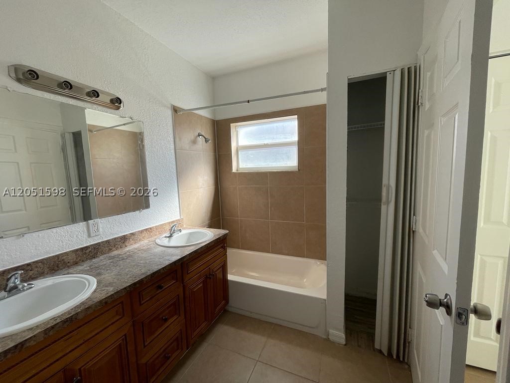 WASHINGTON PARK 5TH ADD - Residential Lease