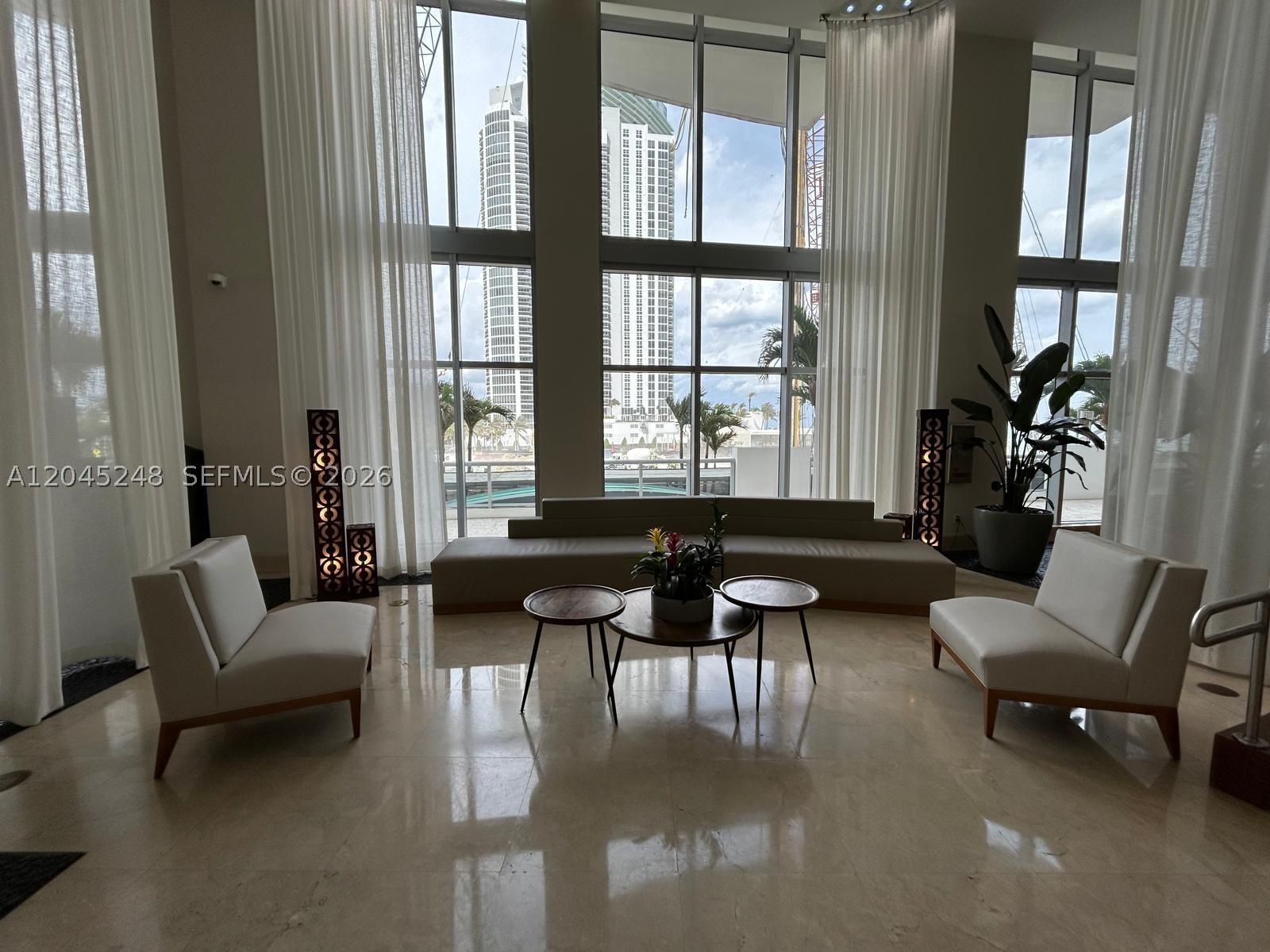 M RESORT RESIDENCES CONDO - Residential