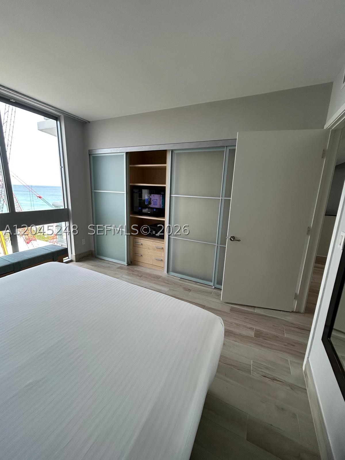 M RESORT RESIDENCES CONDO - Residential