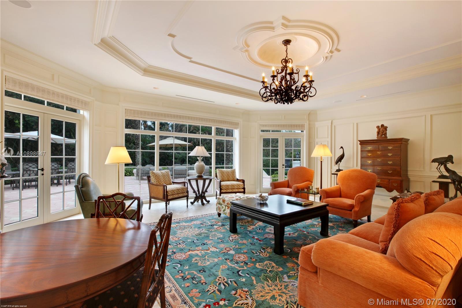 JUPITER ISLAND - Residential