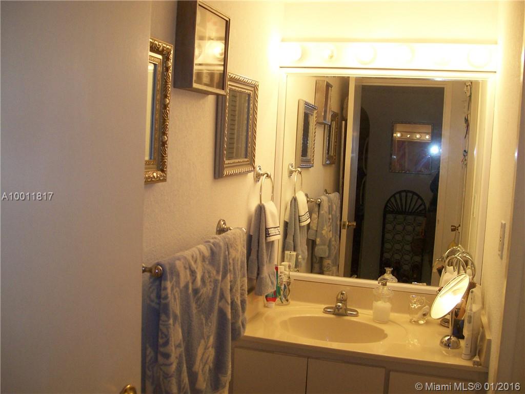 TRITON TOWER CONDO - Residential Lease