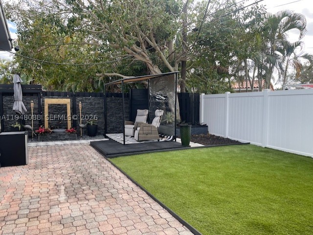 CORAL RIDGE ISLES - Residential Income