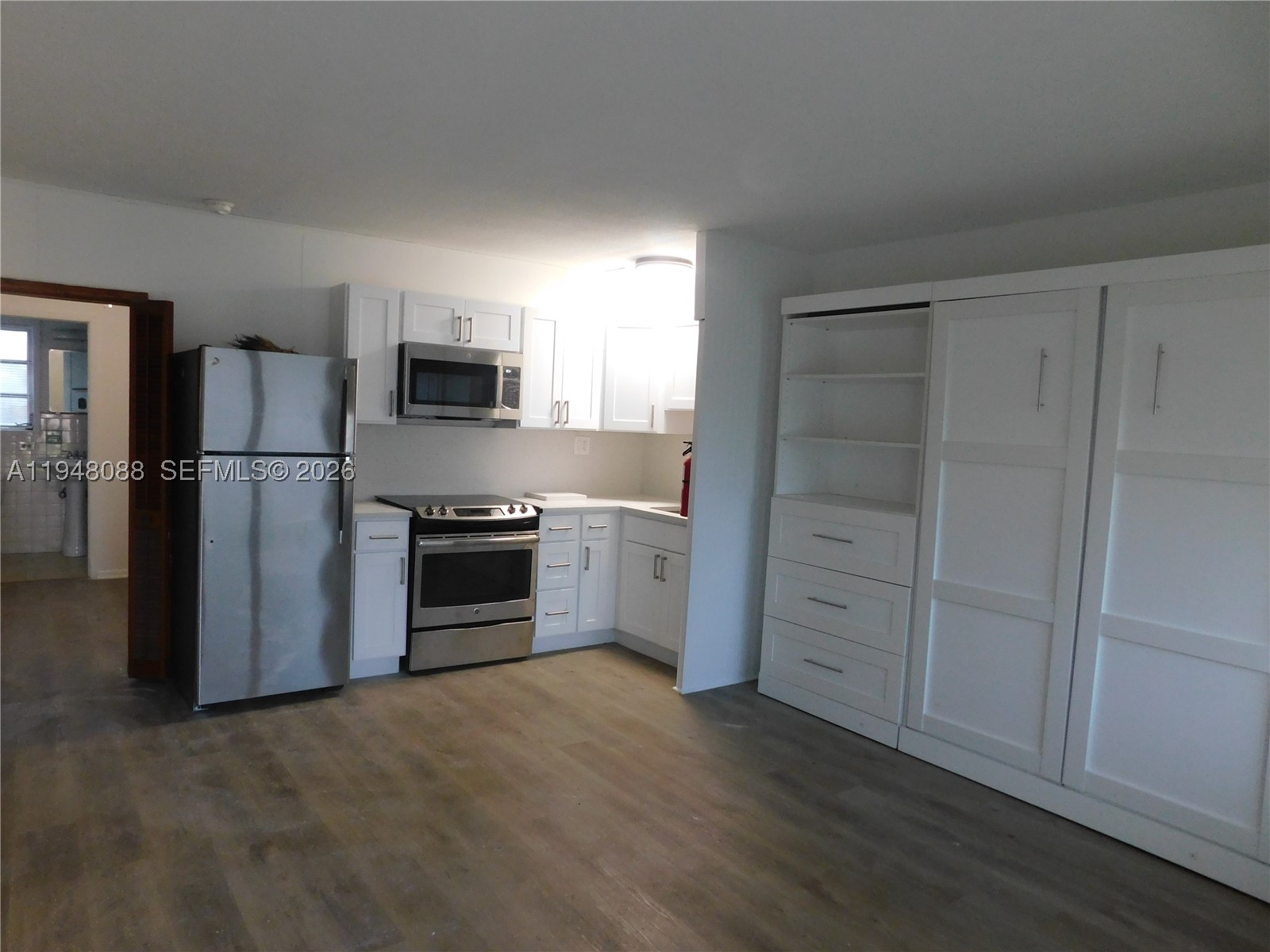 CORAL RIDGE ISLES - Residential Income