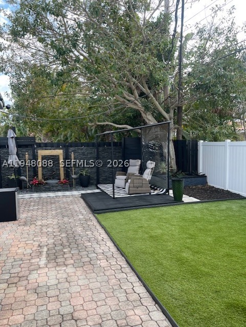 CORAL RIDGE ISLES - Residential Income