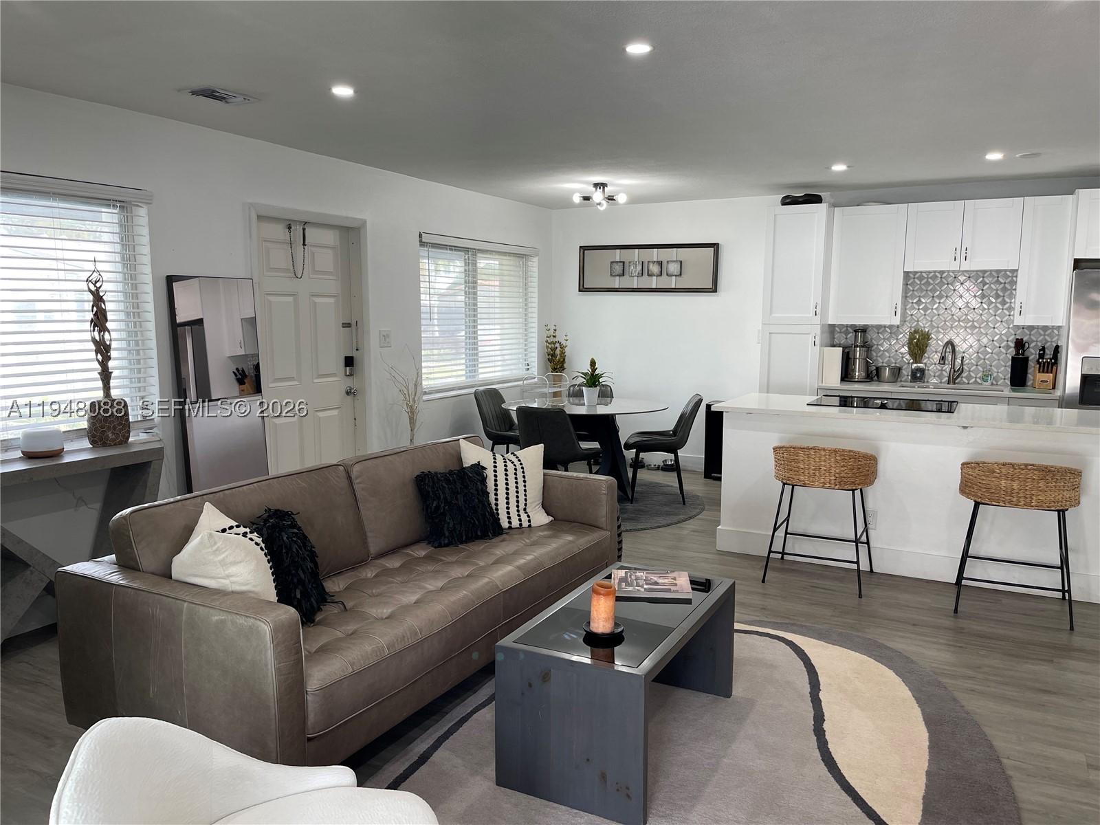 CORAL RIDGE ISLES - Residential Income