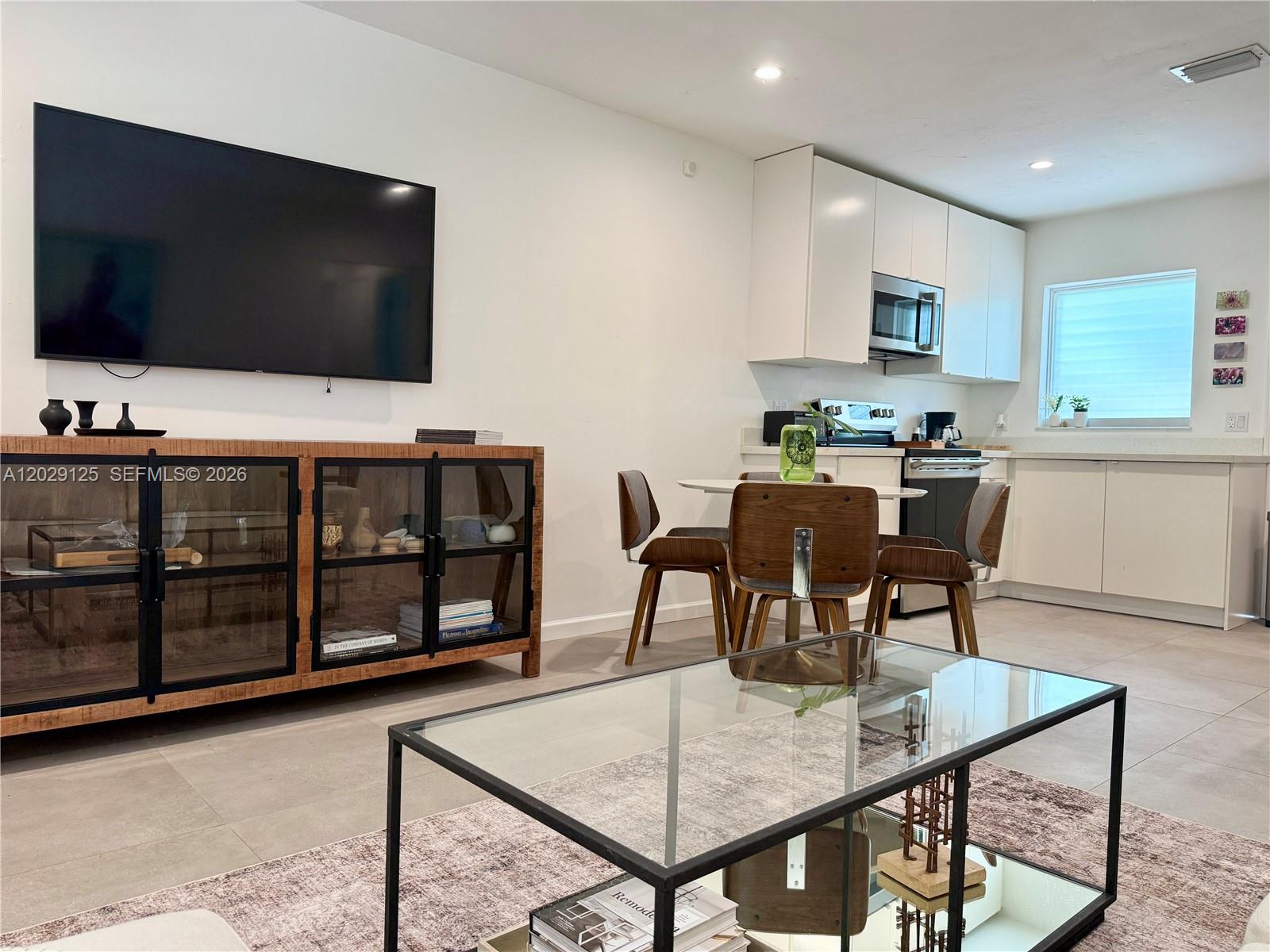 NORTH GATE - Residential Lease