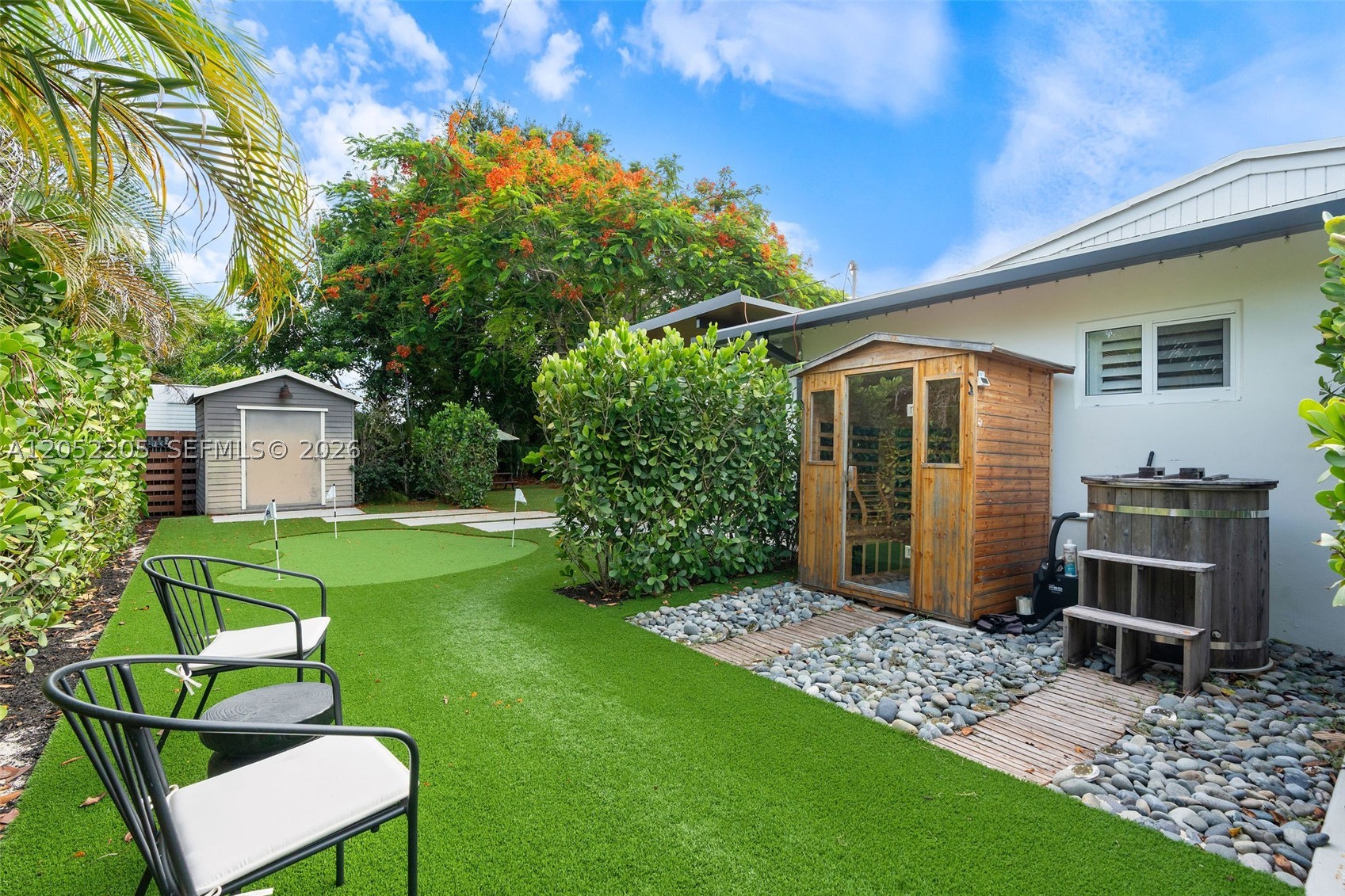 HEFTLER HOMES SUNSET PARK - Residential