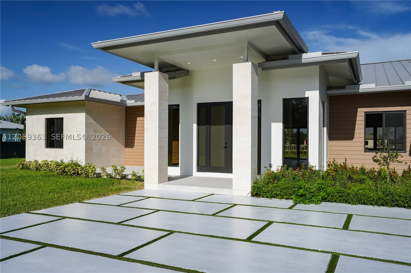 THE REDLANDS SEC 1 - Residential