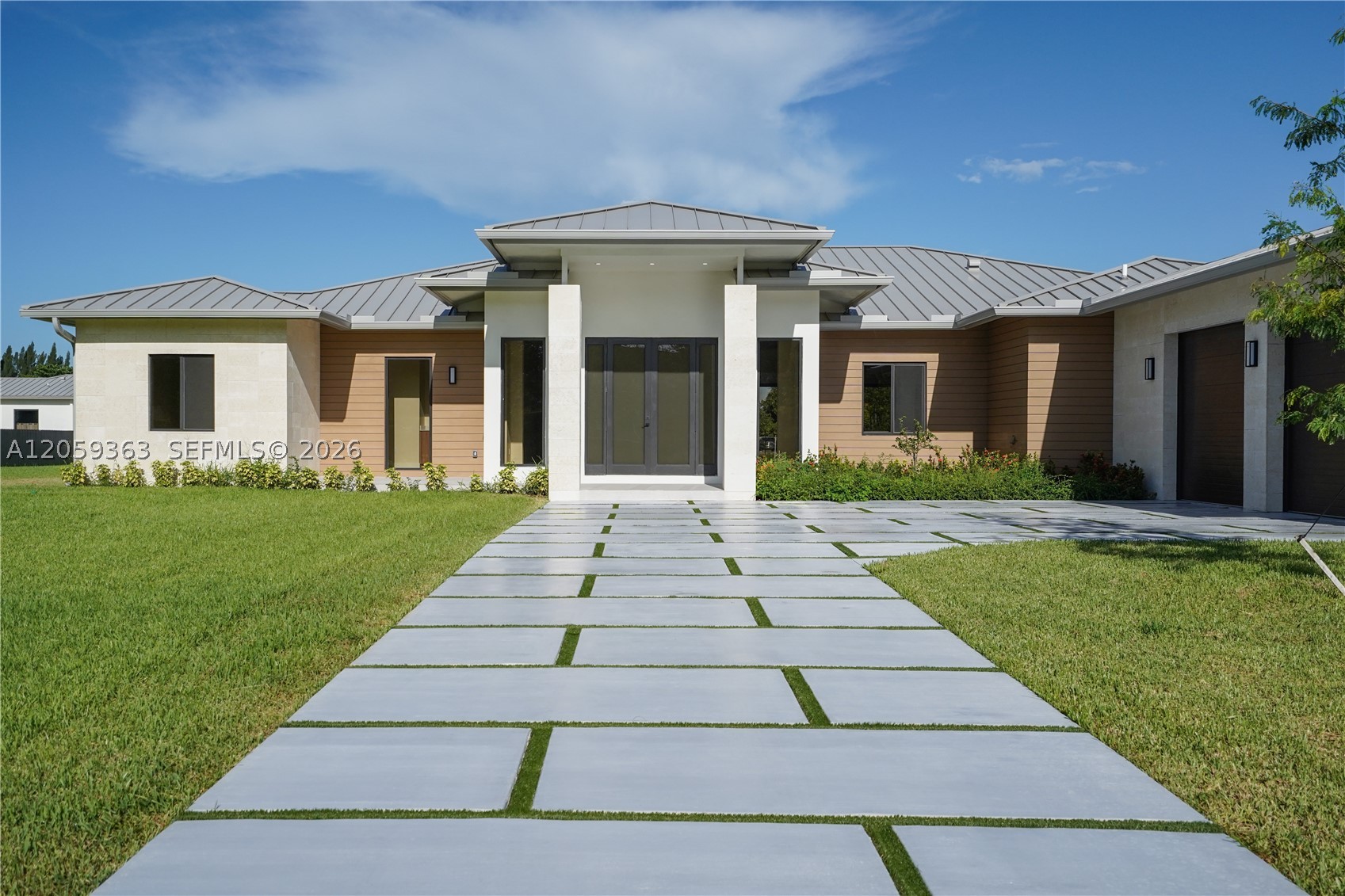 THE REDLANDS SEC 1 - Residential