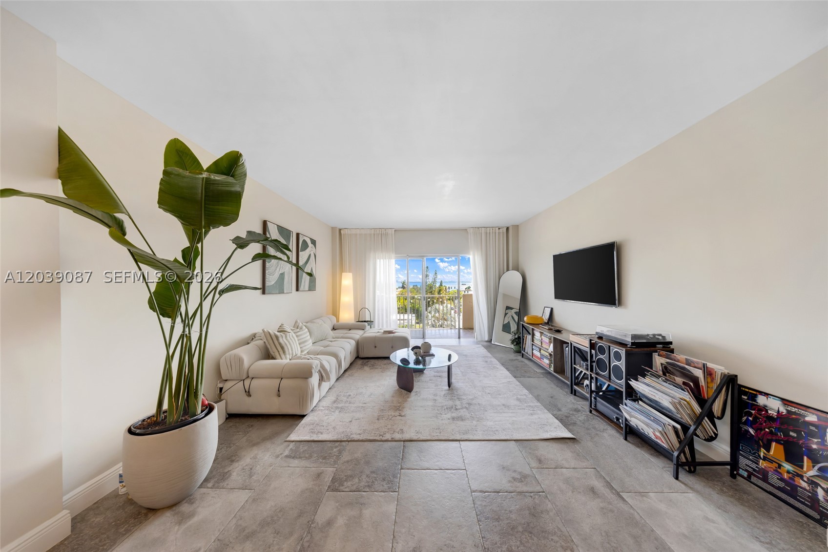 ISLAND PLACE AT NORTH BAY - Residential Lease
