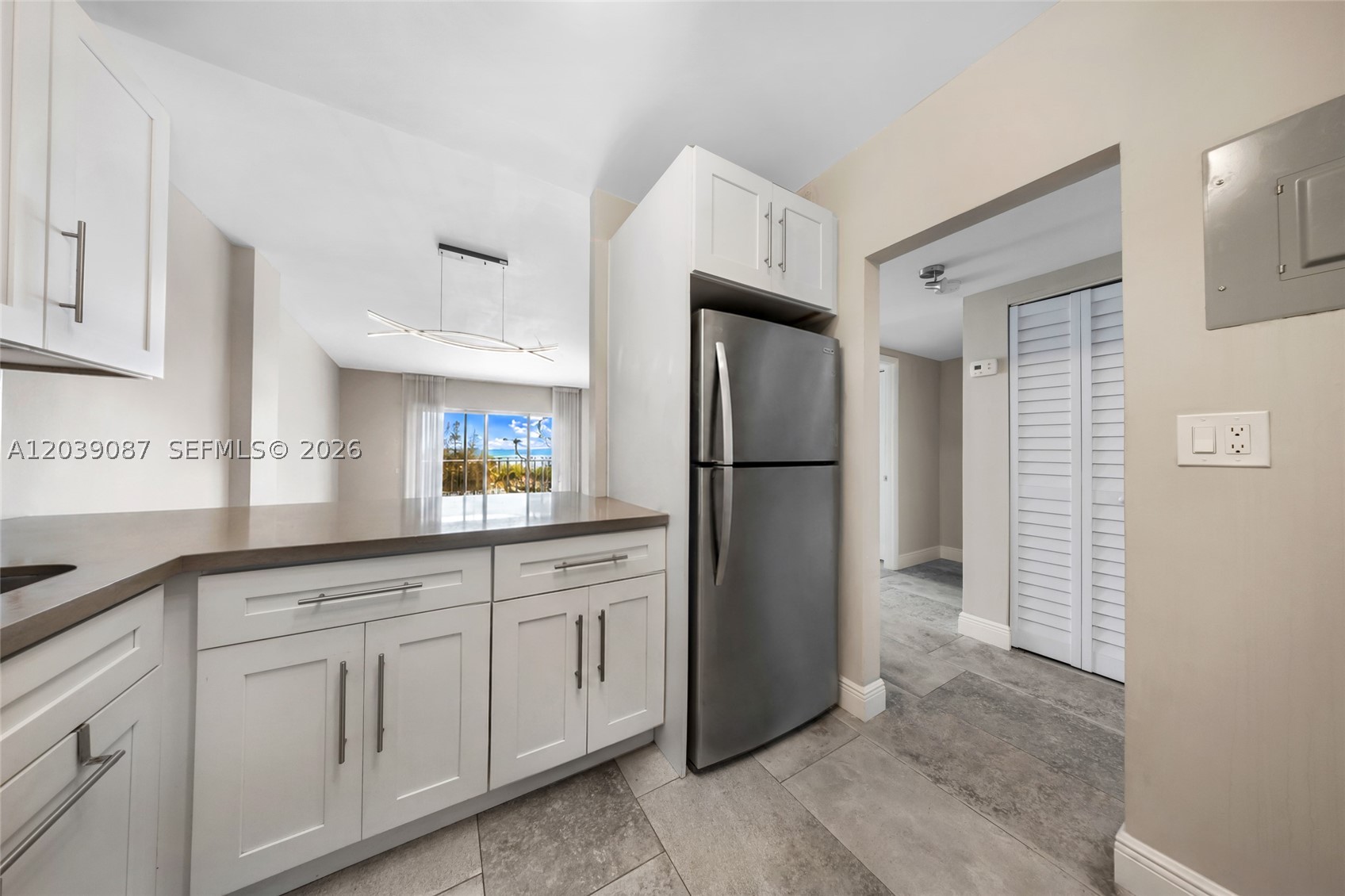 ISLAND PLACE AT NORTH BAY - Residential Lease