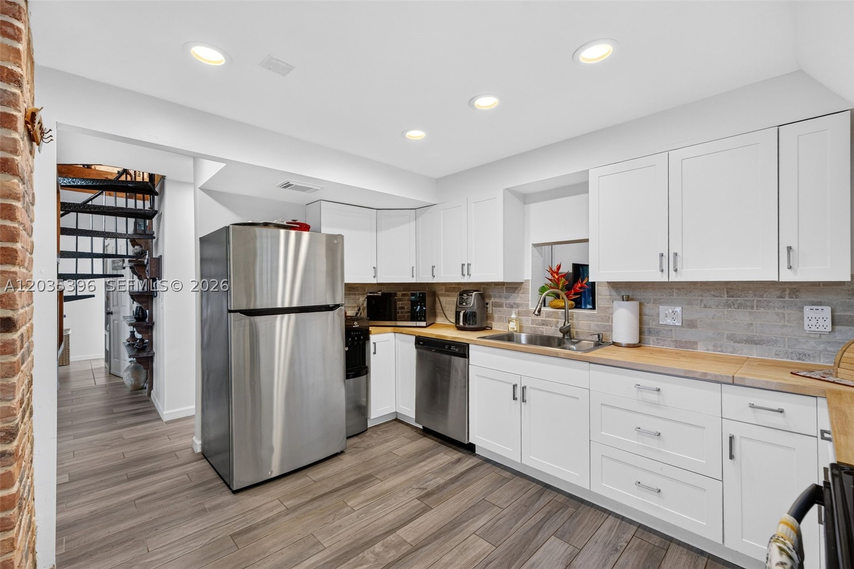 FLA FRUIT LANDS CO - Residential