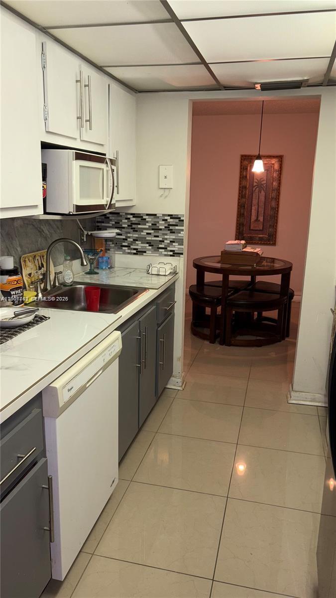 SUN RUN CONDO - Residential