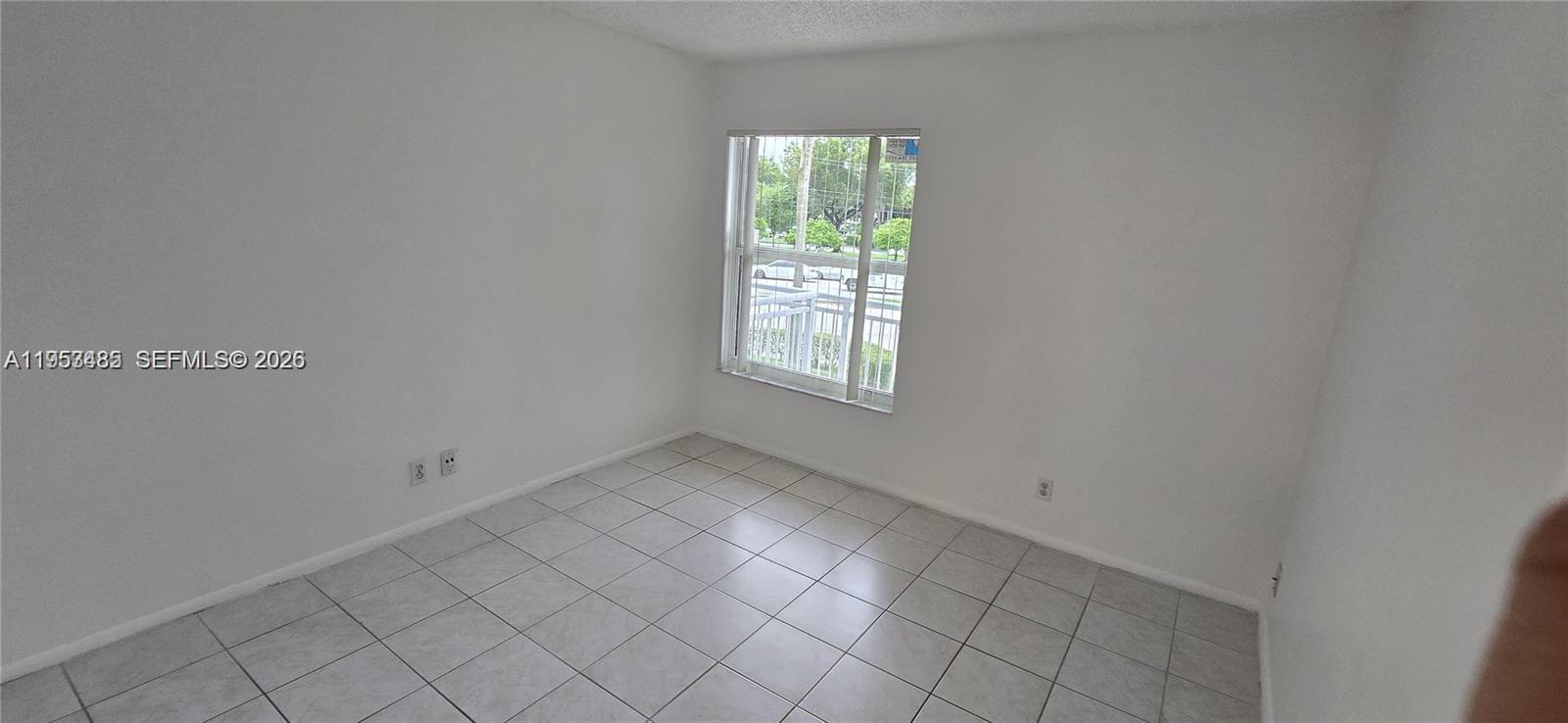 NEWPORT CONDO - Residential