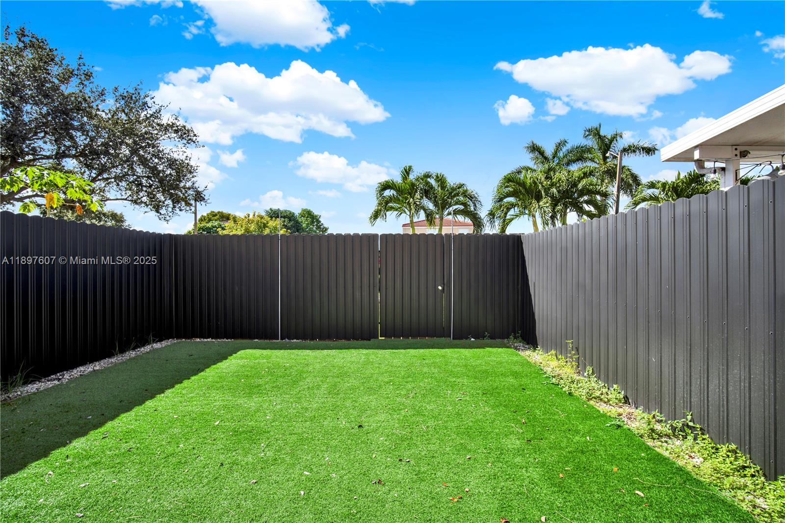 WEITZER SERENA LAKES TOWN - Residential Lease