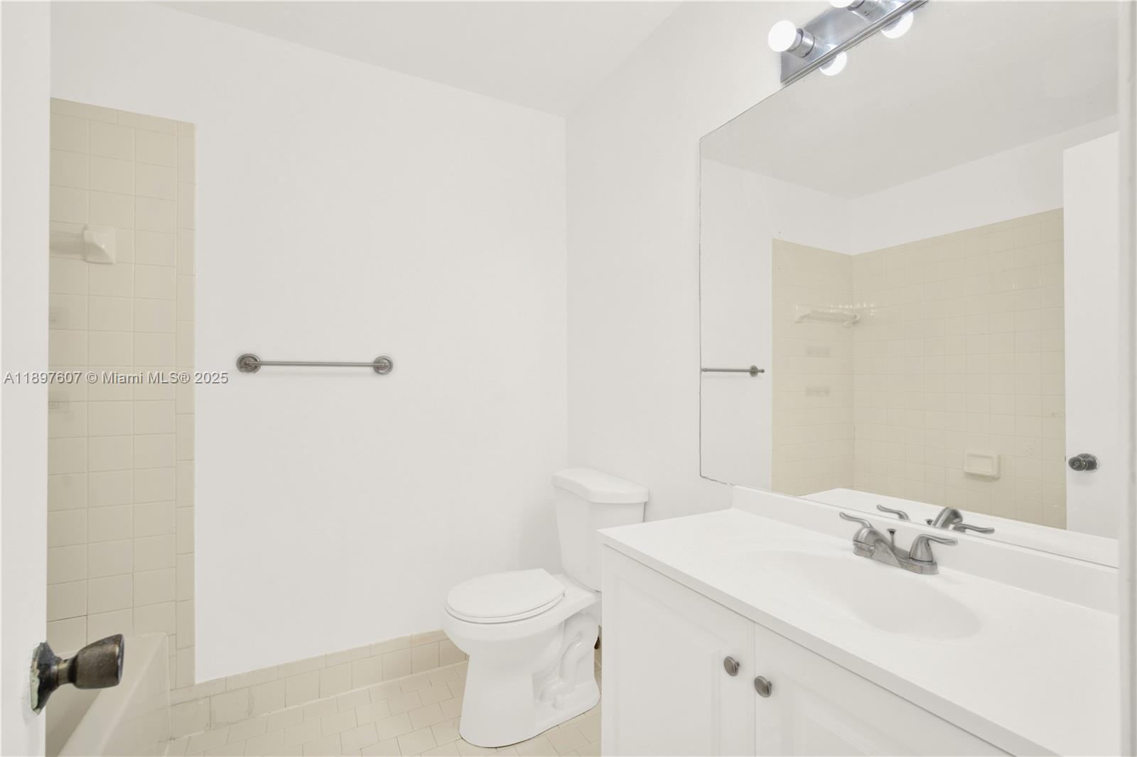 WEITZER SERENA LAKES TOWN - Residential Lease