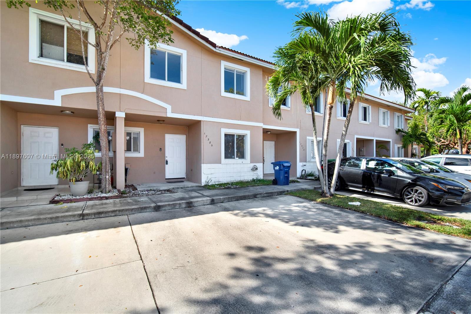 WEITZER SERENA LAKES TOWN - Residential Lease
