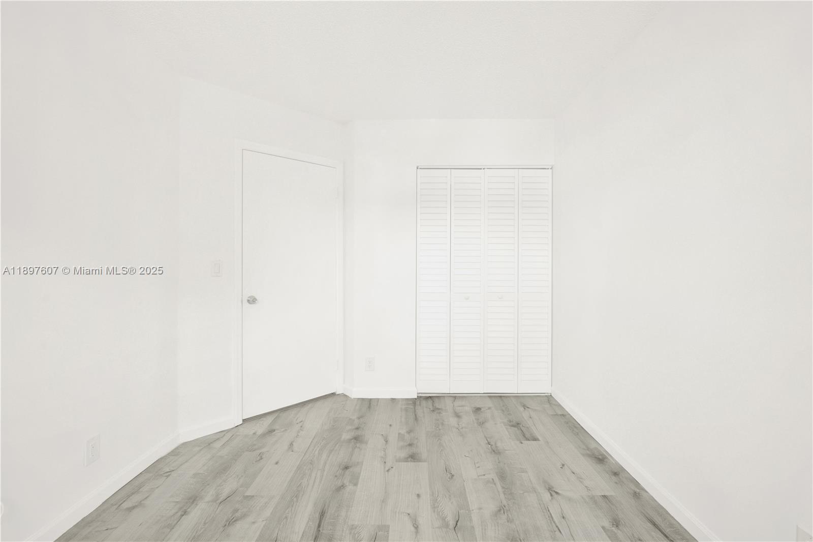 WEITZER SERENA LAKES TOWN - Residential Lease