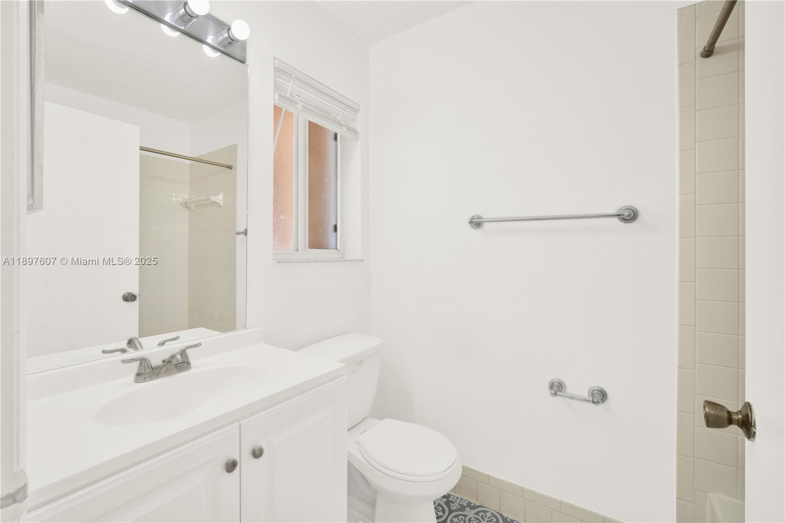 WEITZER SERENA LAKES TOWN - Residential Lease
