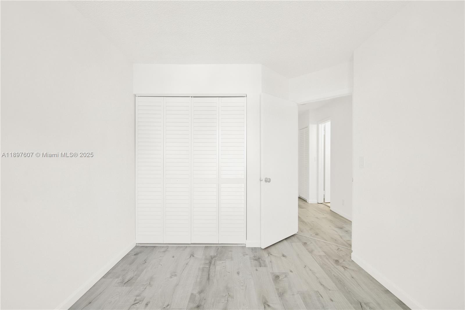 WEITZER SERENA LAKES TOWN - Residential Lease