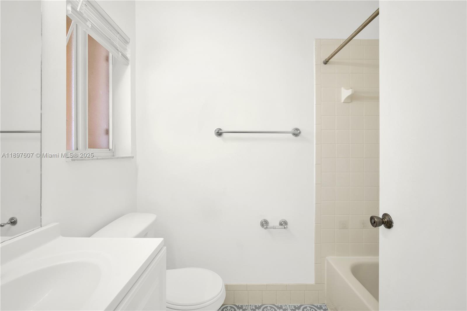 WEITZER SERENA LAKES TOWN - Residential Lease