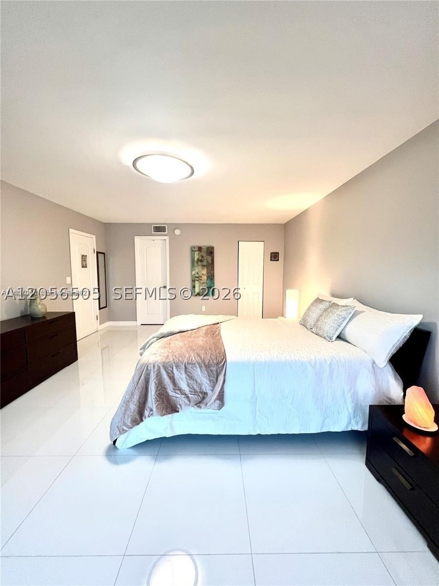 LINDAL APTS CONDO - Residential