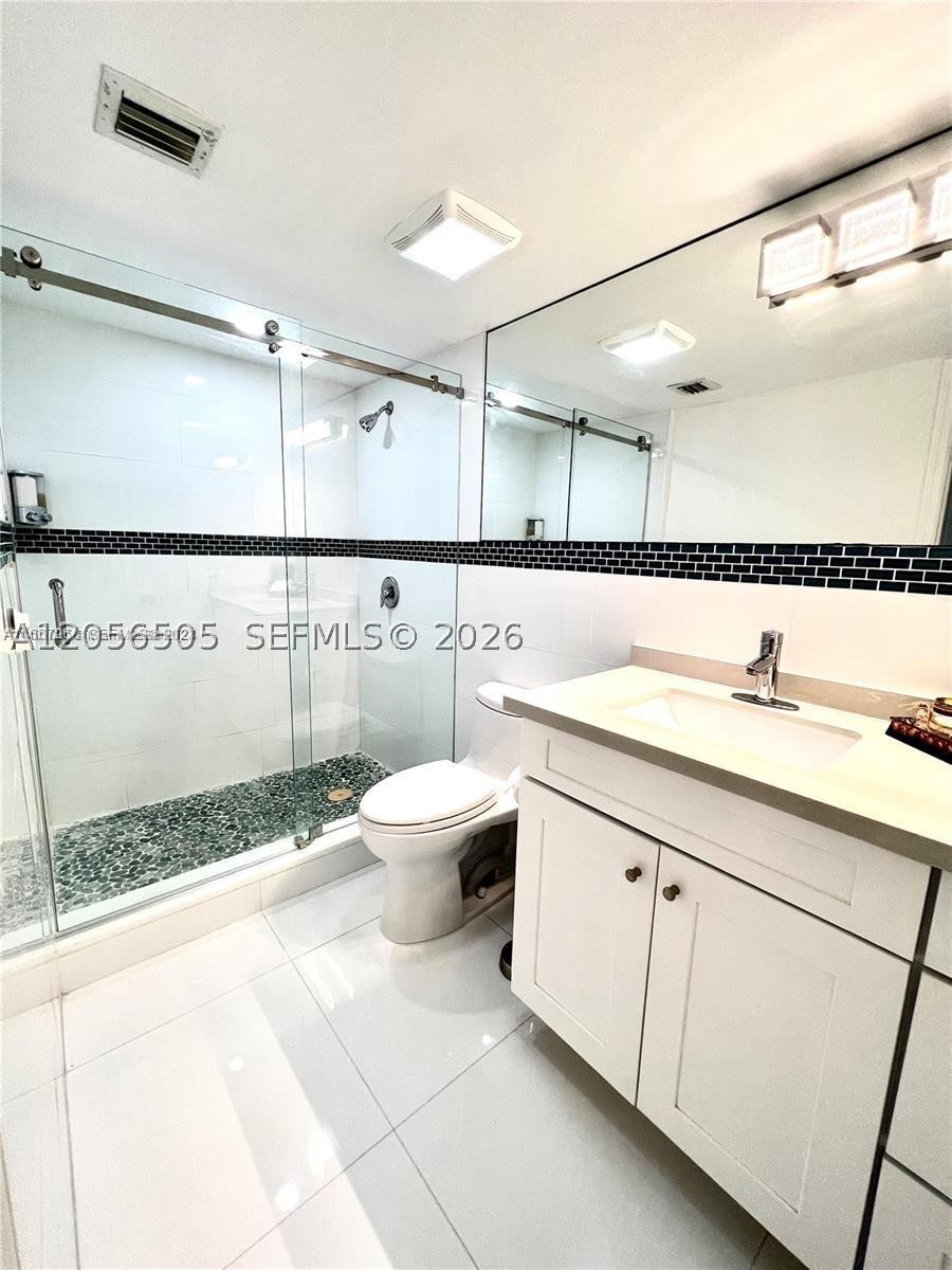LINDAL APTS CONDO - Residential
