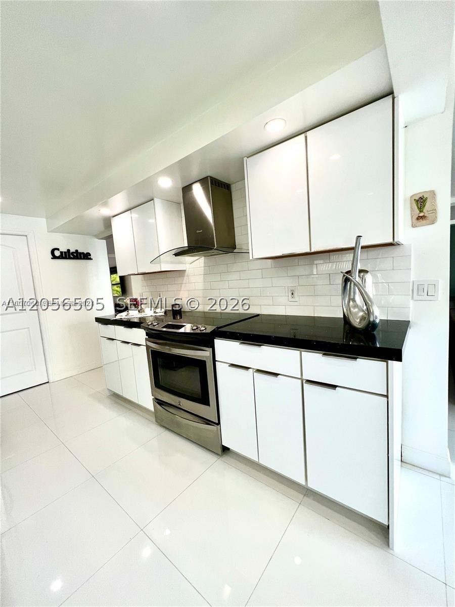 LINDAL APTS CONDO - Residential