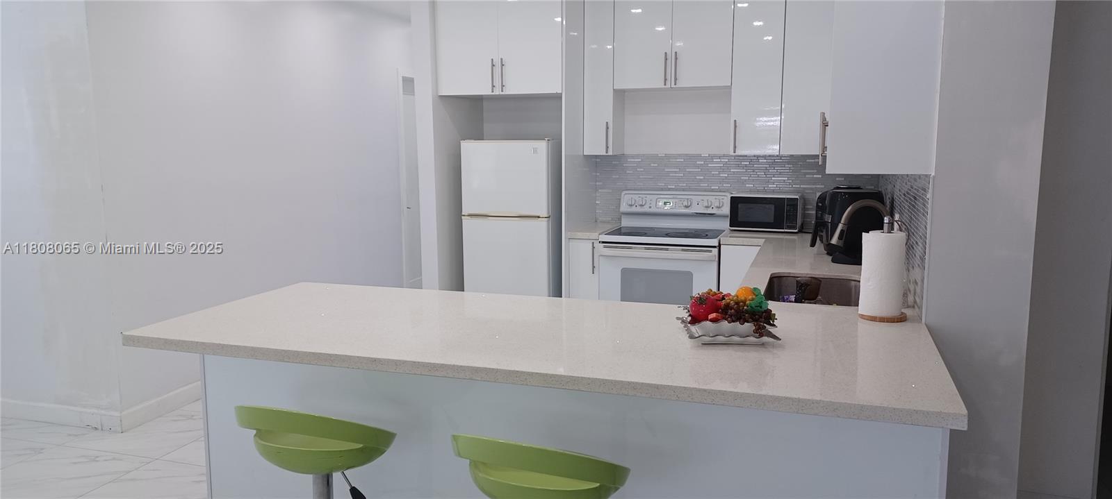 SARATOGA HEIGHTS RE-SUB - Residential