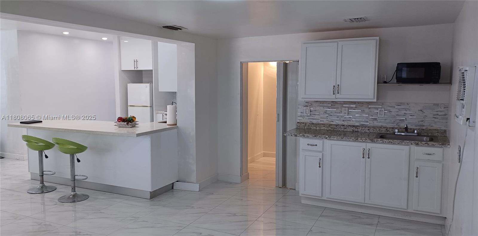 SARATOGA HEIGHTS RE-SUB - Residential