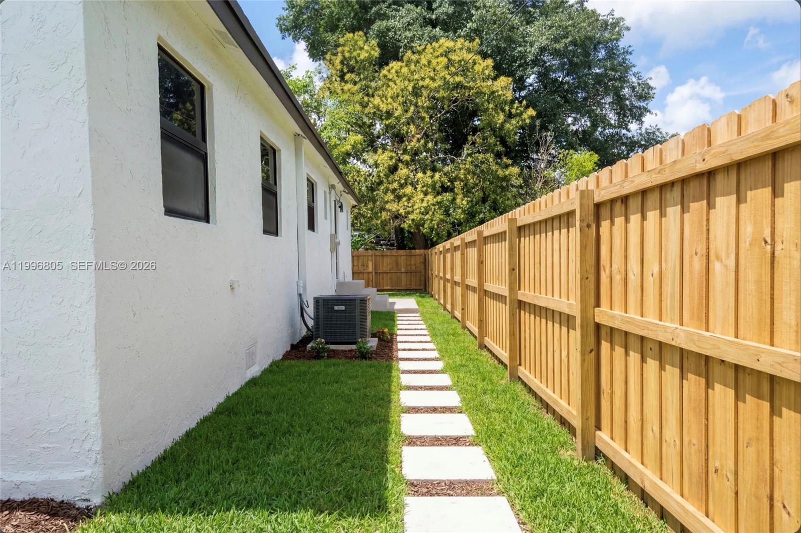 EARLINGTON HEIGHTS - Residential