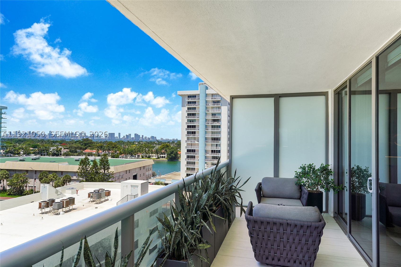 MEI CONDO - Residential