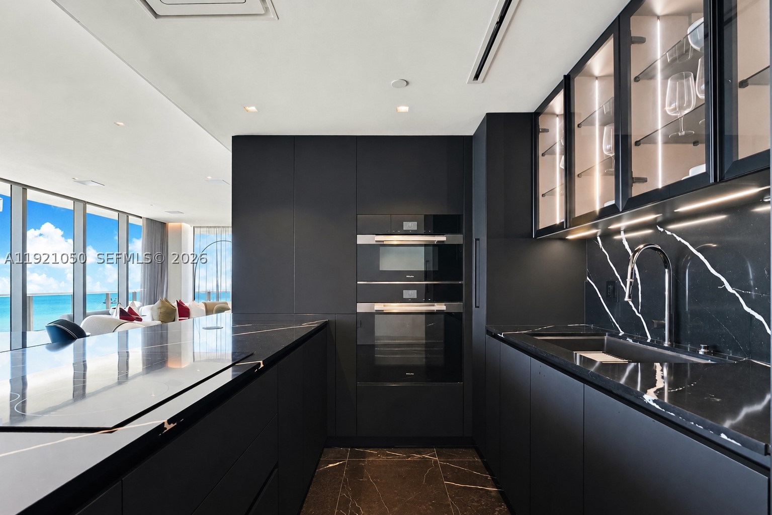 MEI CONDO - Residential