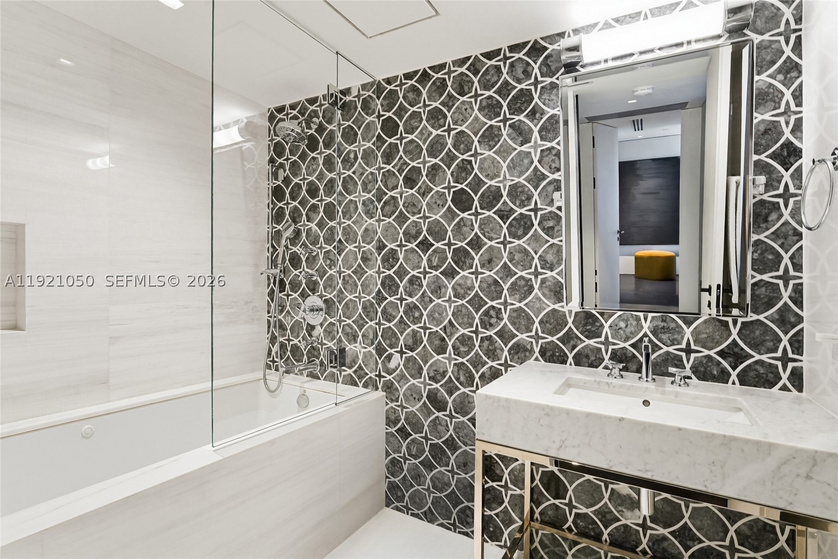 MEI CONDO - Residential