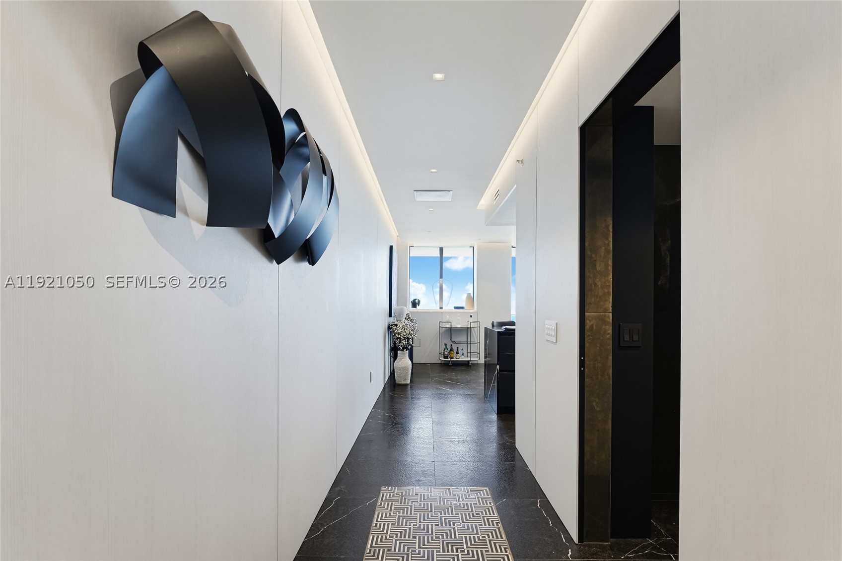 MEI CONDO - Residential