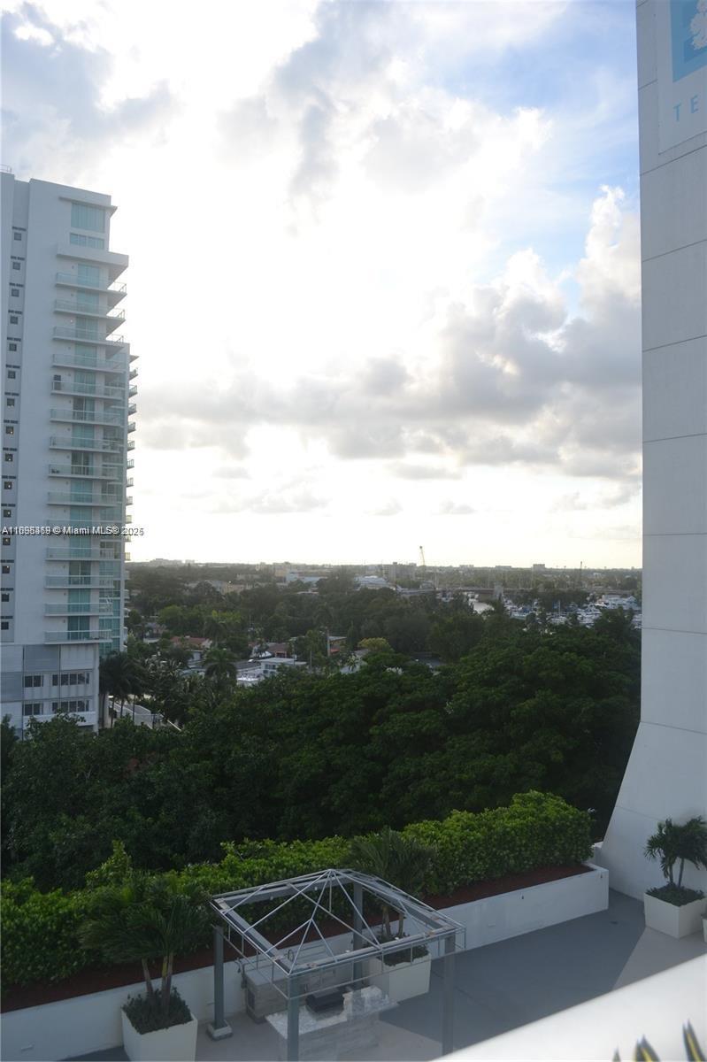 TERRAZAS RIVERPARK VILLAG - Residential