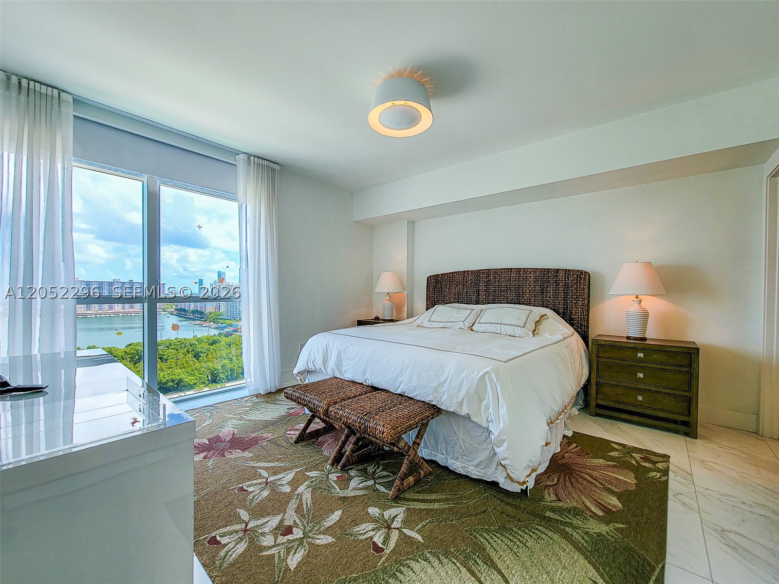 400 SUNNY ISLES CONDO WES - Residential