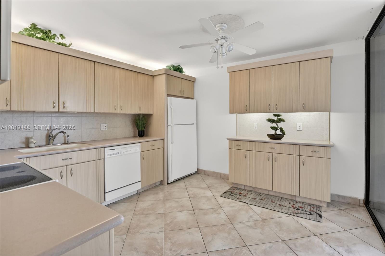 GRANDVIEW AT EMERALD HILL - Residential