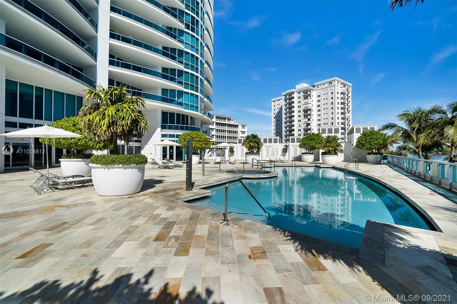 AQUAZUL CONDO - Residential