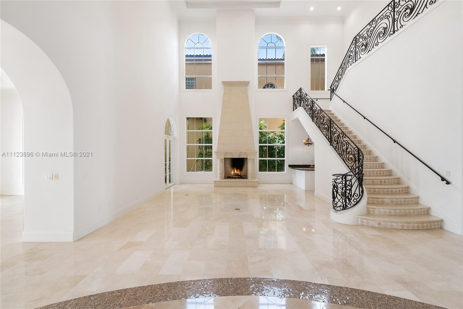ISLAND ESTATES - Residential