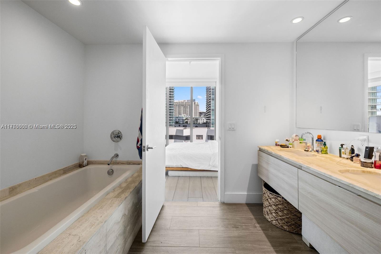 BISCAYNE BEACH CONDO - Residential