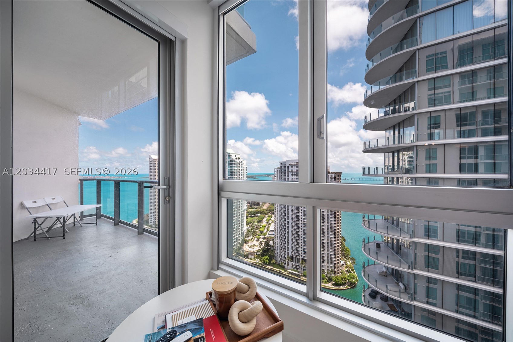 MET 1 CONDO - Residential