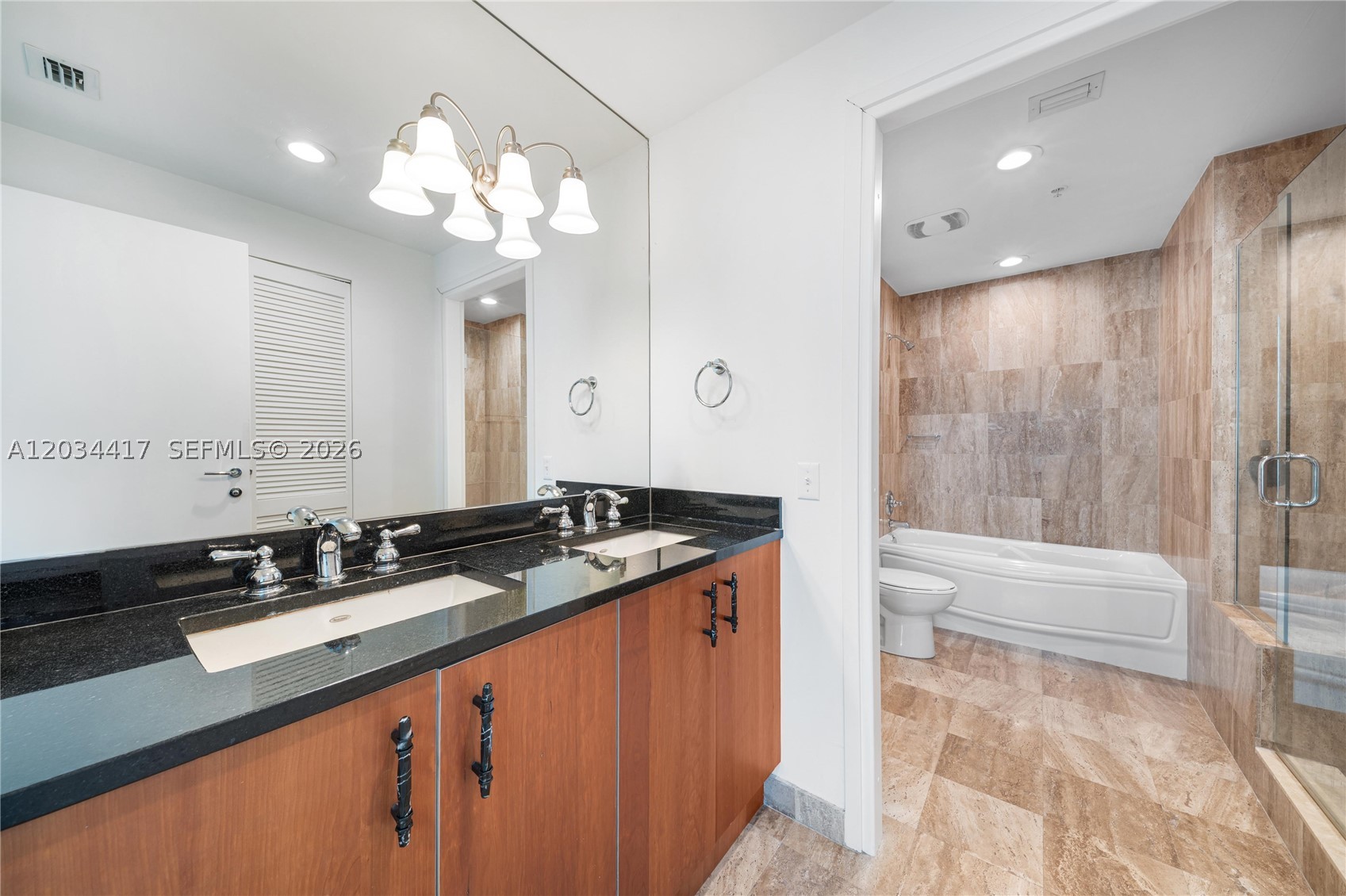 MET 1 CONDO - Residential