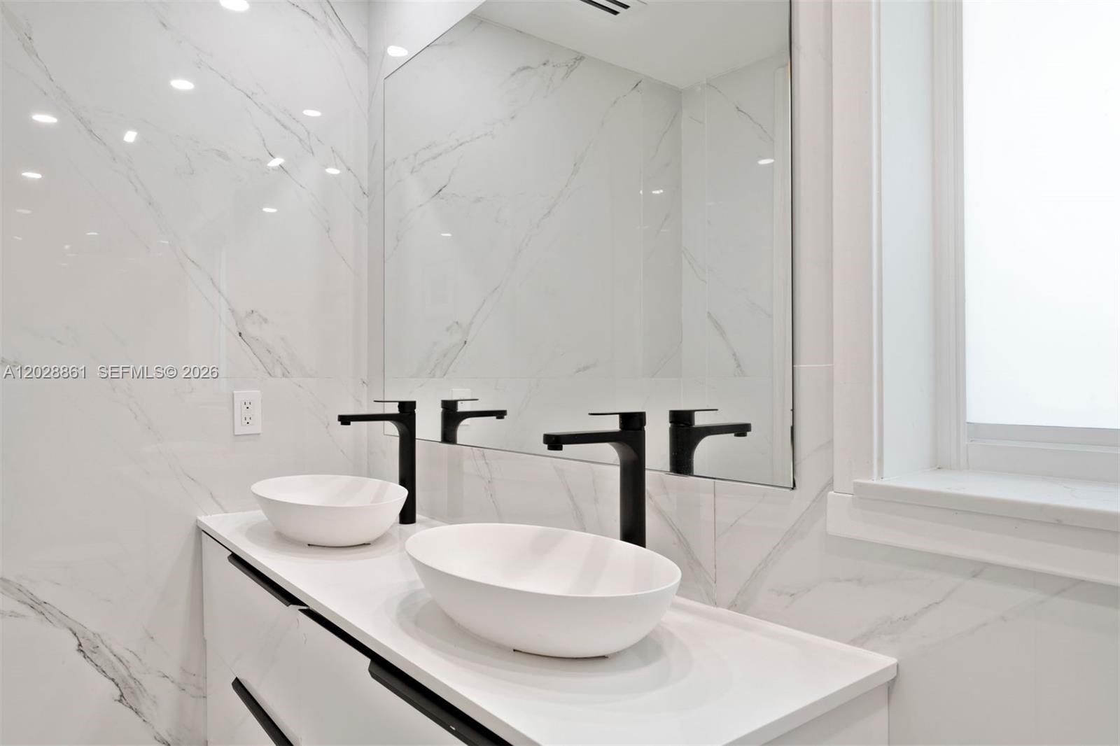 CORAL GABLES CRAFTS SEC - Residential Lease