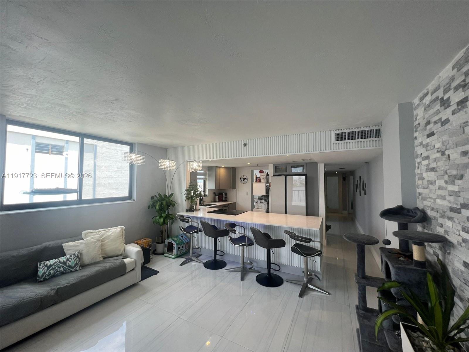 BAY HOUSE TOWER CONDO - Residential