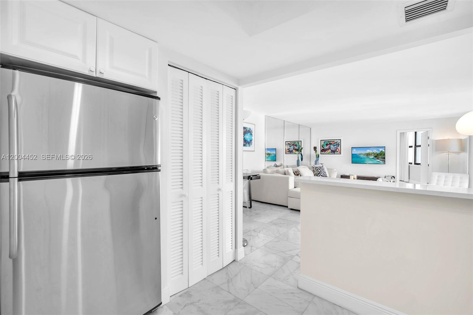 PHOENIX TOWERS CONDO - Residential
