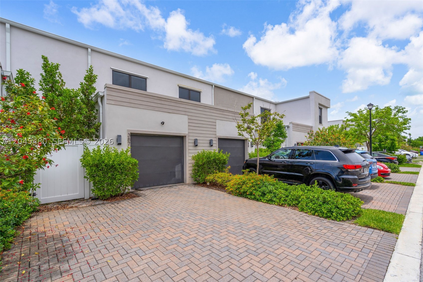 GARDENIA PARK - Residential