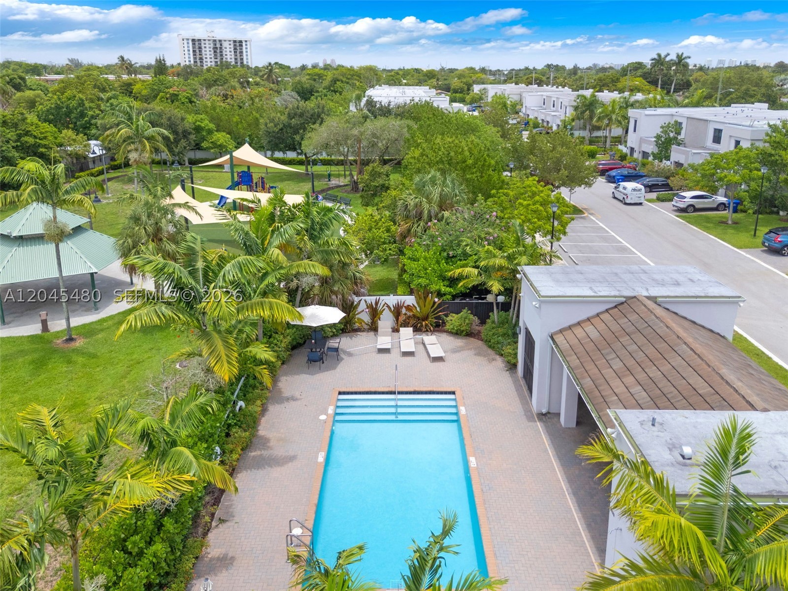 GARDENIA PARK - Residential