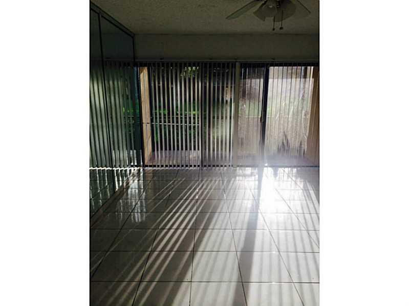 HAMPTON COURT CONDO - Residential Lease